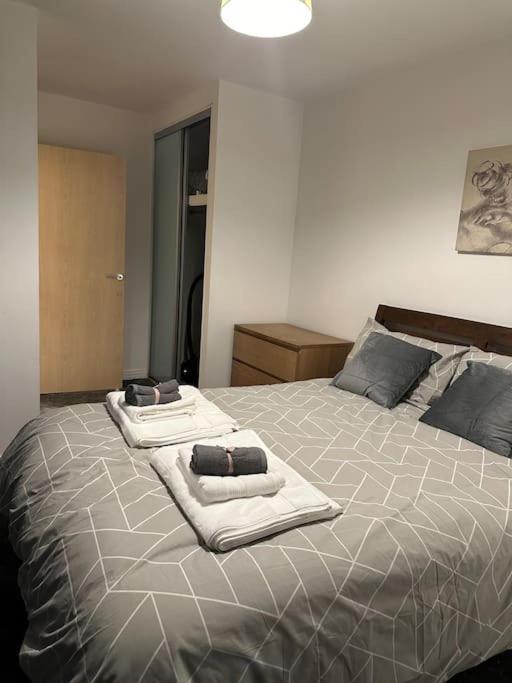 شقة Entire Flat In Ealing لندن المظهر الخارجي الصورة