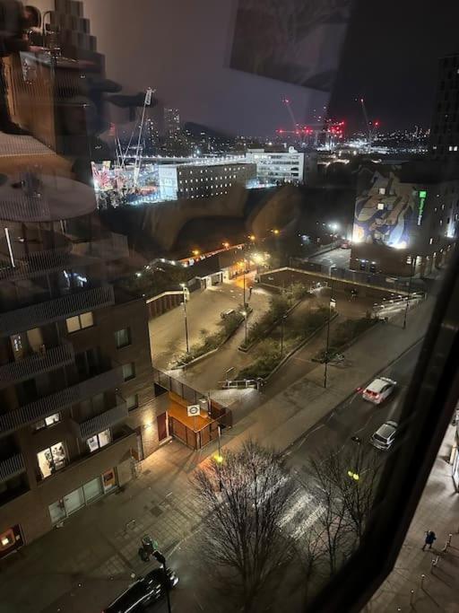 شقة Entire Flat In Ealing لندن المظهر الخارجي الصورة